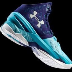 Meet your Posher, Eva